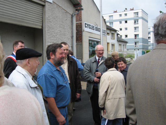 laontwinningmay2006003.jpg